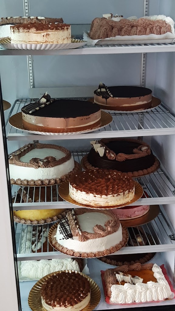 Pasteleria Cafeteria Flomi — Horneado