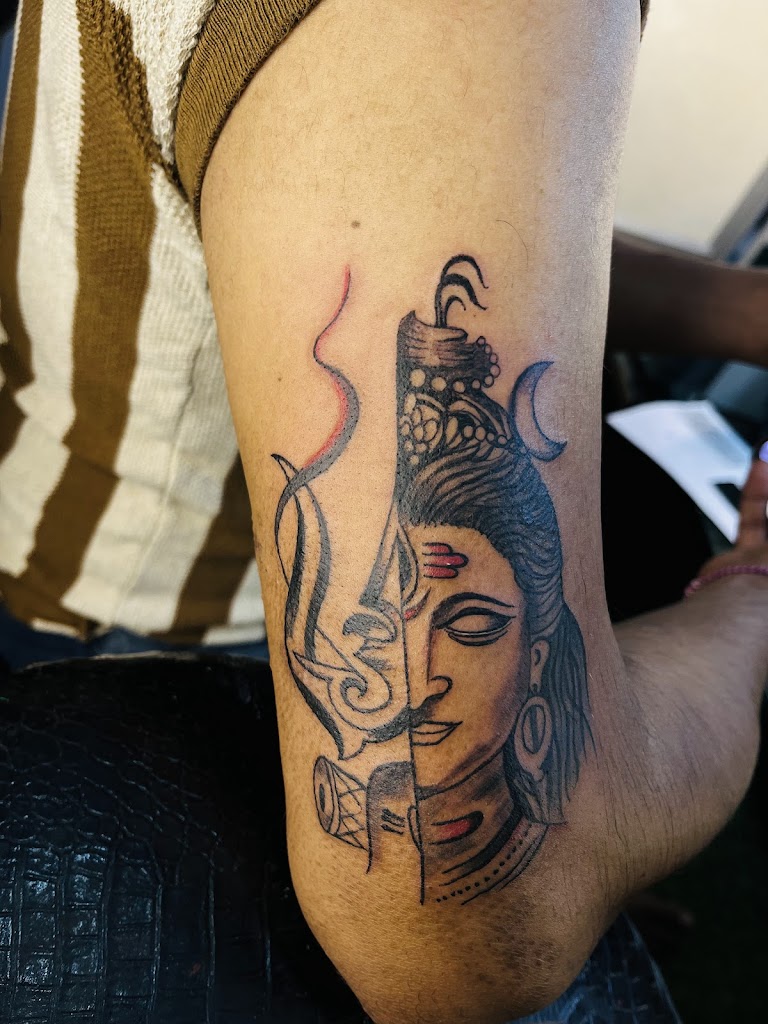 Hair Lounge Salon Tattoos Blood Art