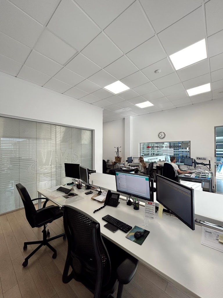 Desguaces Vega Media — Interior