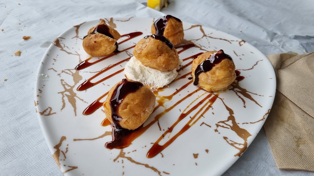 Restaurante Casa Canitas — Comida y bebida