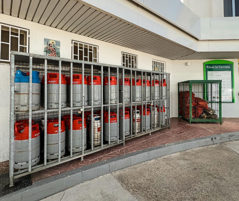 Gasolinera El Vendrell - La Cometa