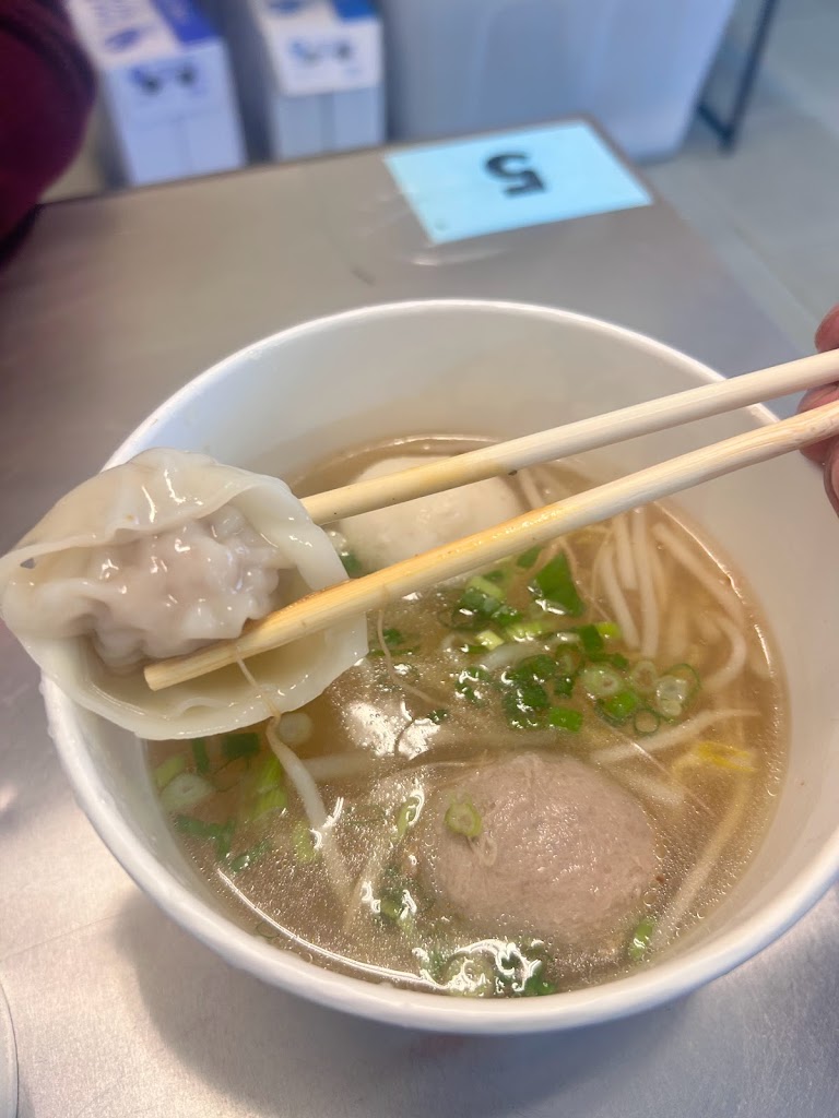 97998許家食堂-中正西路巷弄麵館 的照片