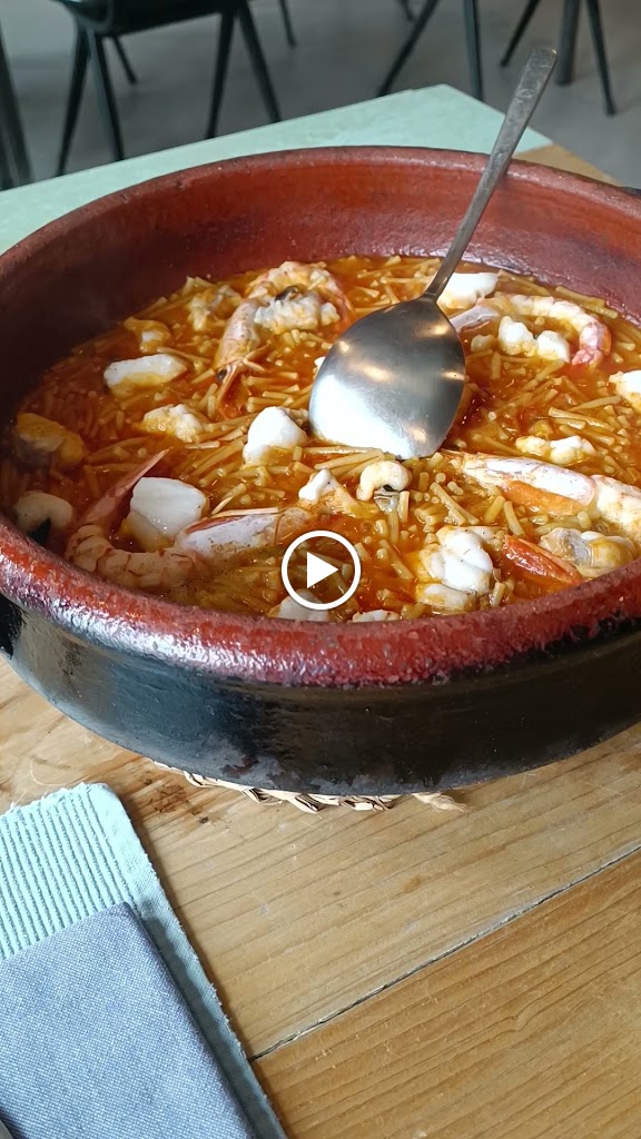 Restaurante La Guayra — Videos