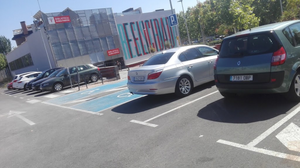 Parking Biblioteca