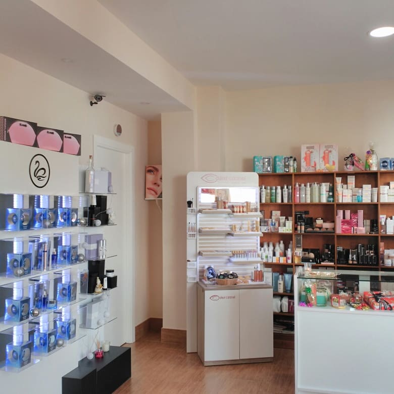 Salon de Belleza Montse Isorna — Interior