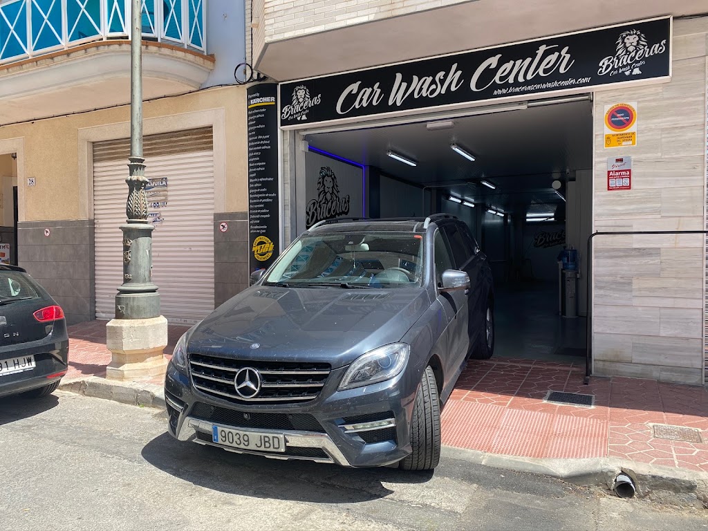 BRACERAS RENT A CAR — Del propietario