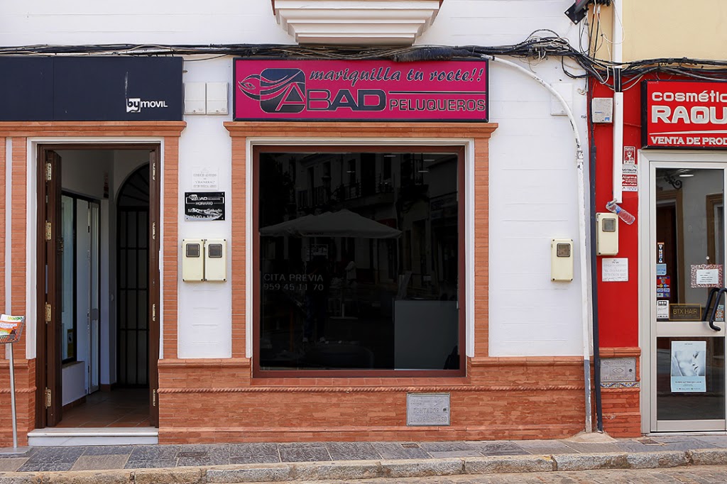 Abad Peluqueros — Exterior