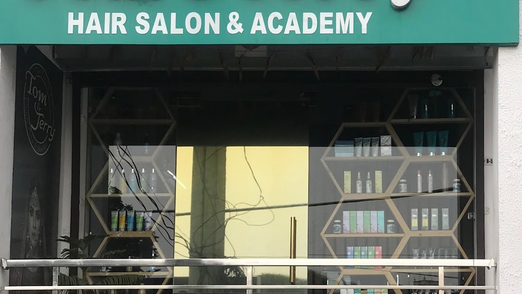 Tom And Jerry Unisex Salon