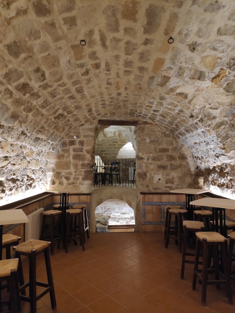 Arroceria Quique "Hotel Alvar Fanez" — Ambiente