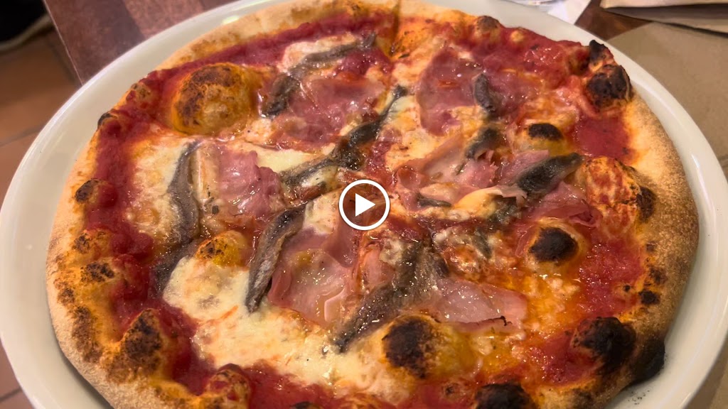 Restaurante La Piccola Italia scq Pizzeria — Videos