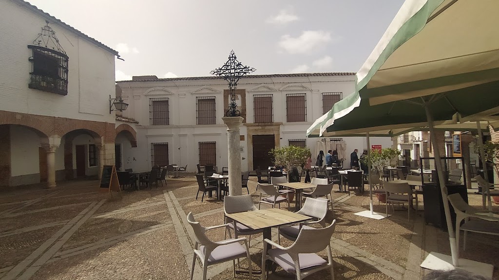 LA TERTULIA BAR "COMIDA CASERA" — Ambiente