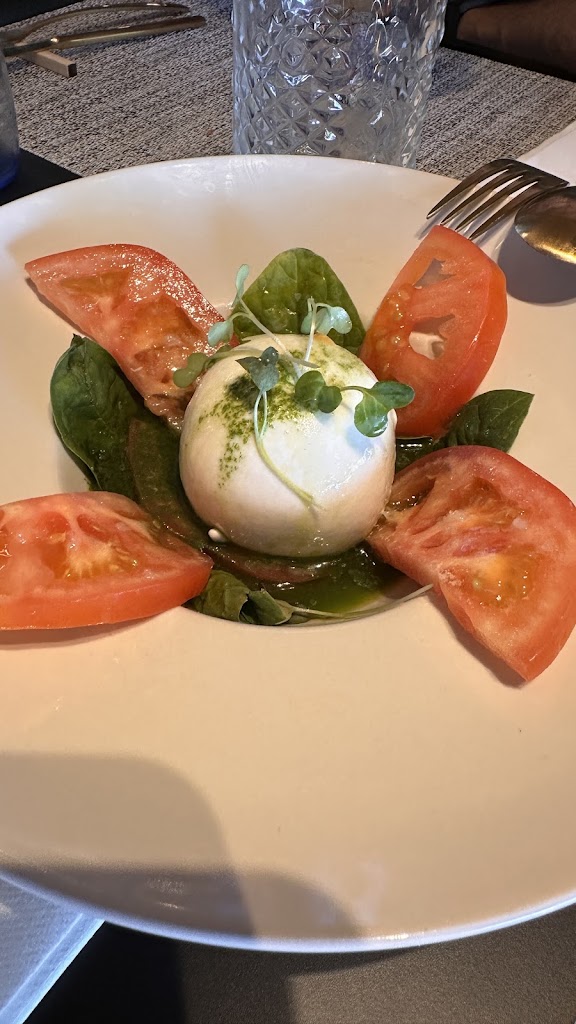 RESTAURANTE VERDIAL — Comida y bebida