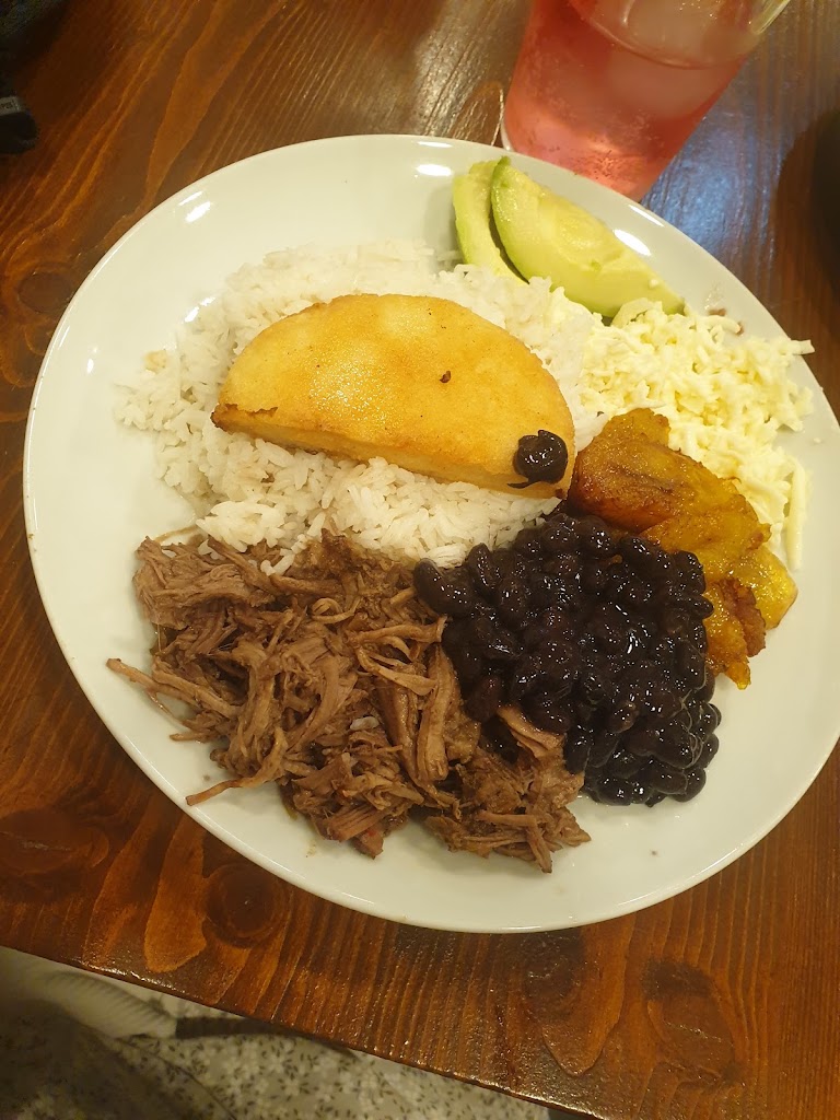 Arepados Mataro — Pulled pork