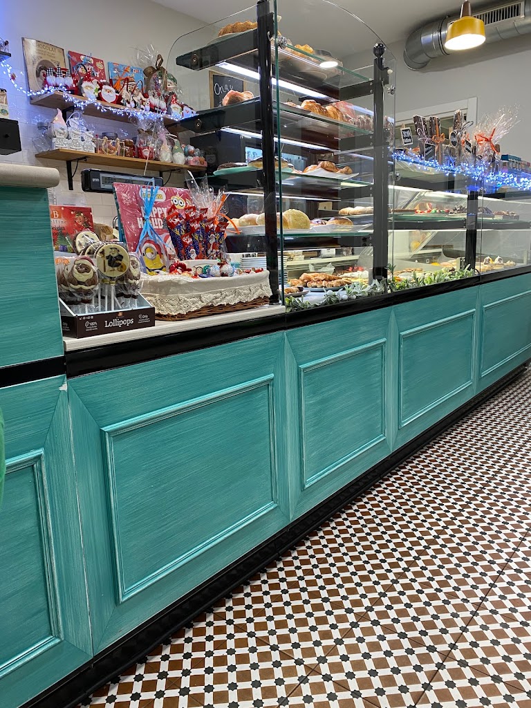 Pasteleria Aizpurua — Ambiente