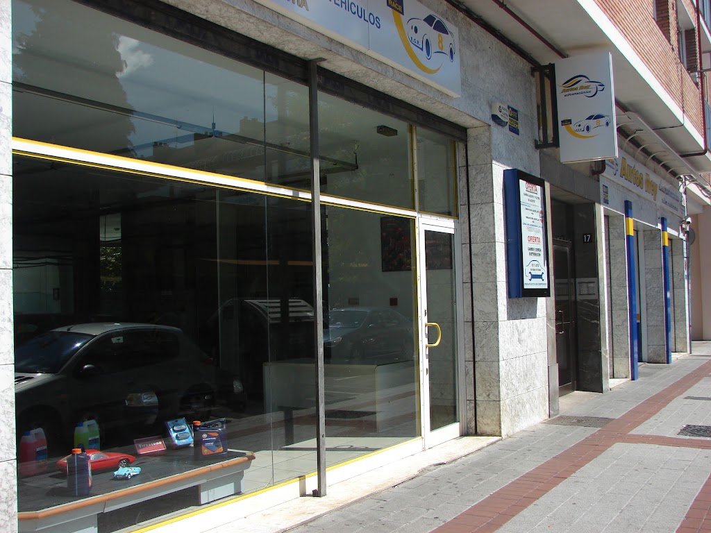 AUTOS REY, S.L. — Exterior