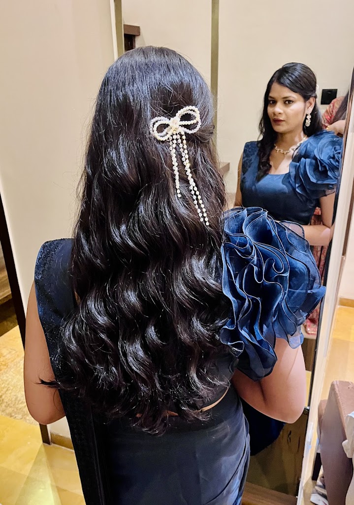 Vaishnavi Beauty Salon And Academy