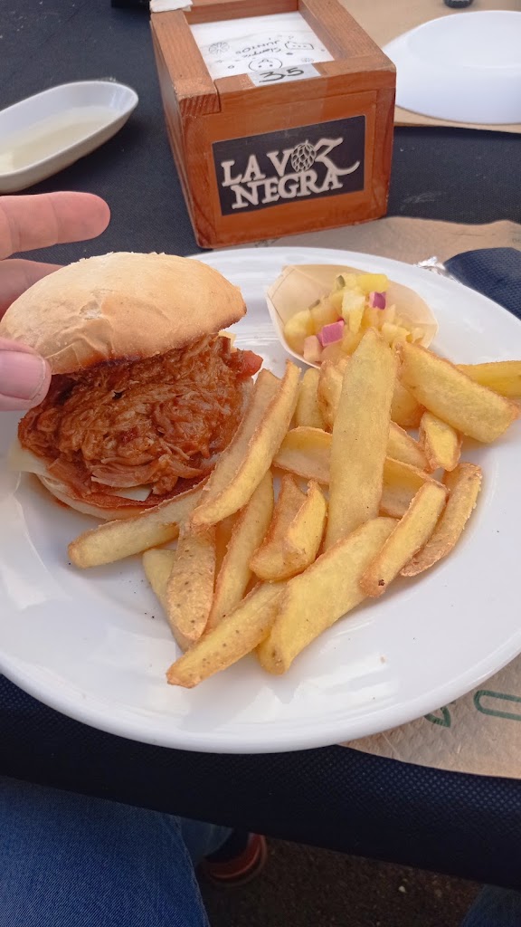 Cerveceria La Voz Negra — Pulled pork