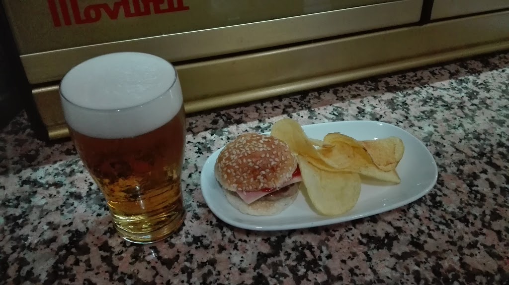 Bar La Teneria — Comida y bebida