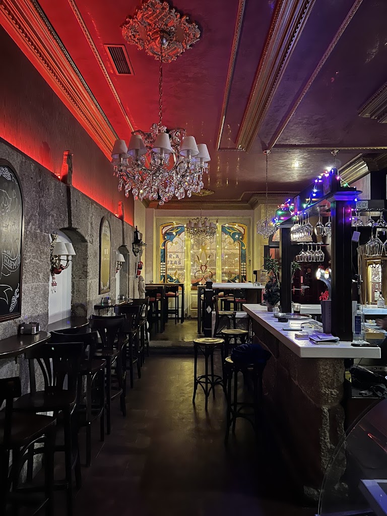 Restaurante Taperia Habemus — Ambiente
