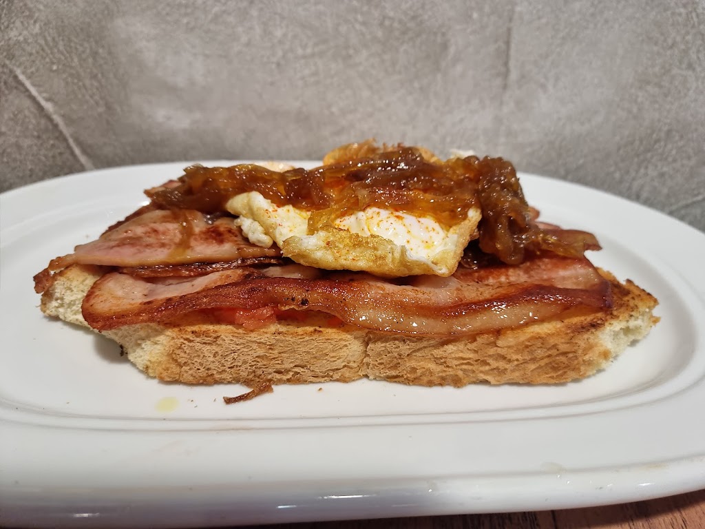 Bar Restaurante Almanzor — Comida y bebida