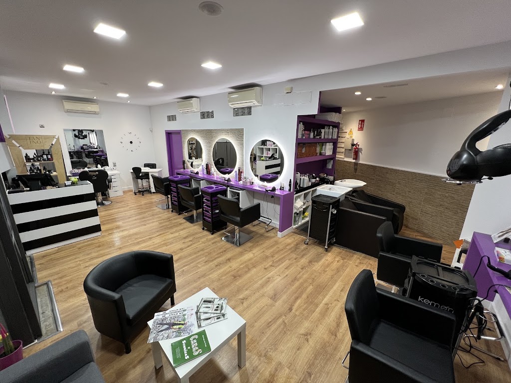 Yanira peluqueria y estetica — Interior