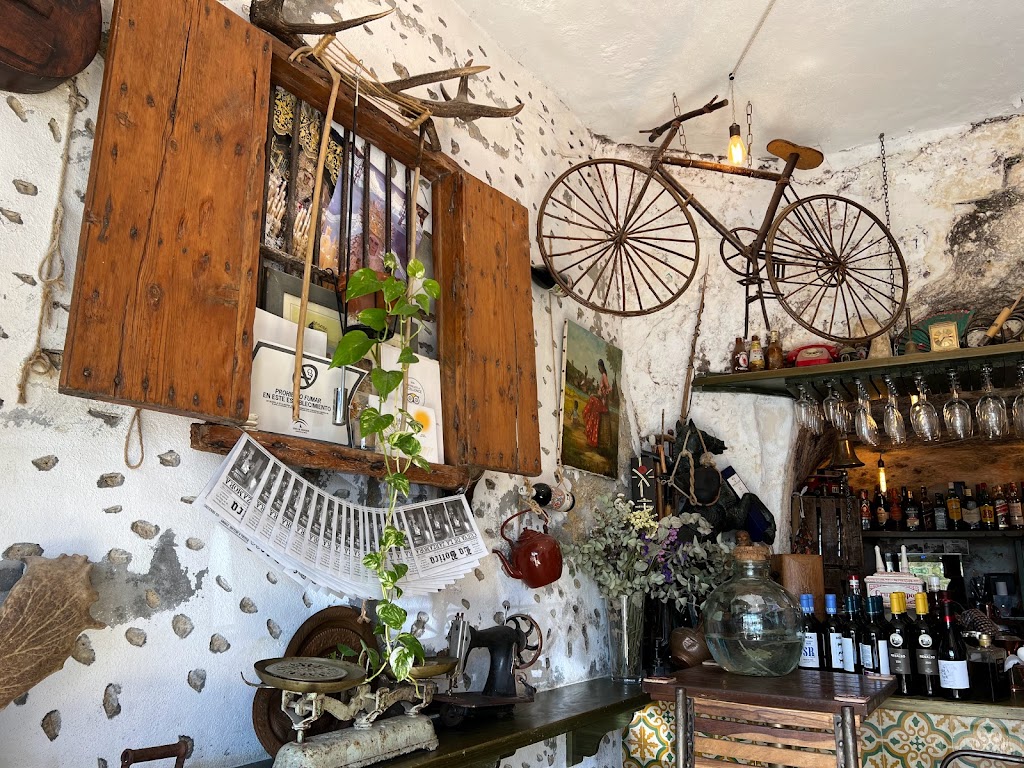 Taberna Cuevas Anita la de San Miguel