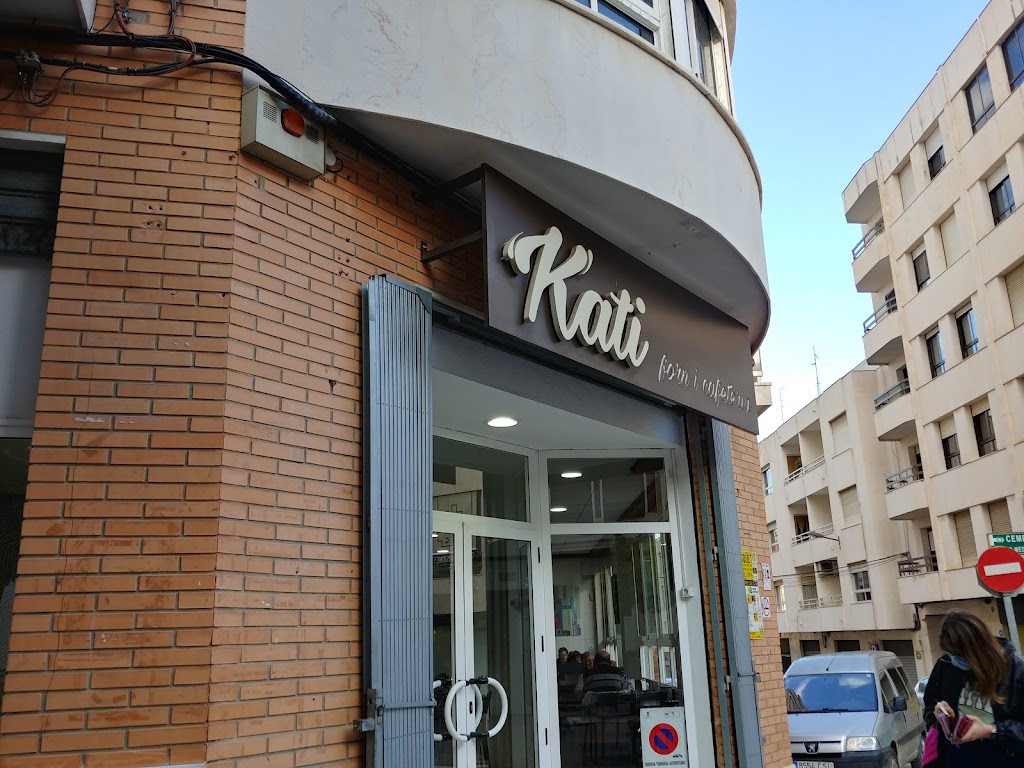 Kati Forn I Cafeteria