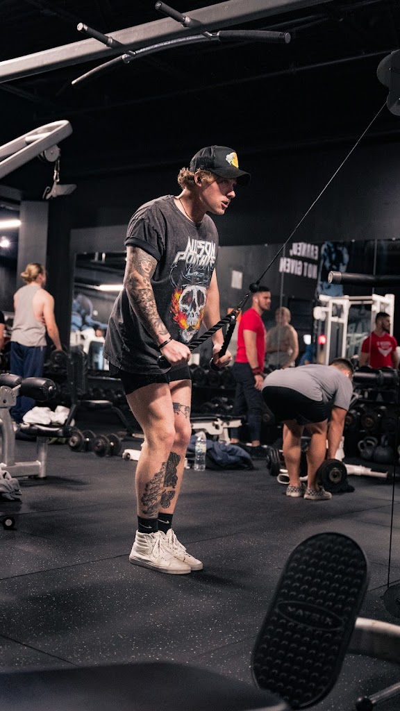  Arsen's Gym | 24/7 Orange Ct