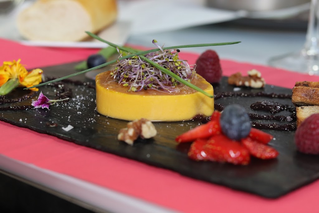 Bar Restaurante Herriko Etxea (La Casa del Pueblo) — Comida y bebida