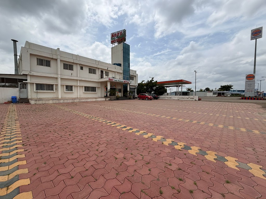 Neev Family Restaurant Motels