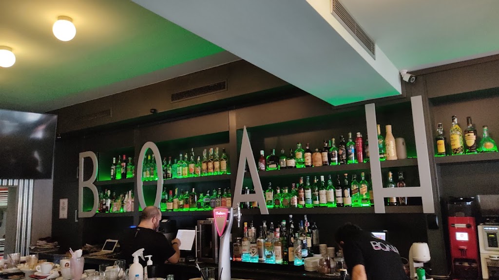 BOAH Coffee and Cocktail — Ambiente