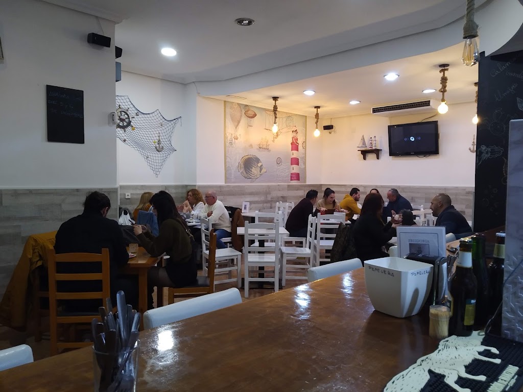 El Faro Freiduria — Ambiente