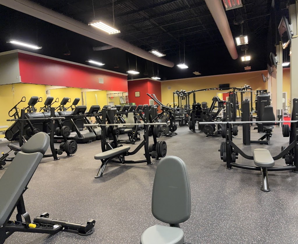  Max D Out Fitness Center Inc