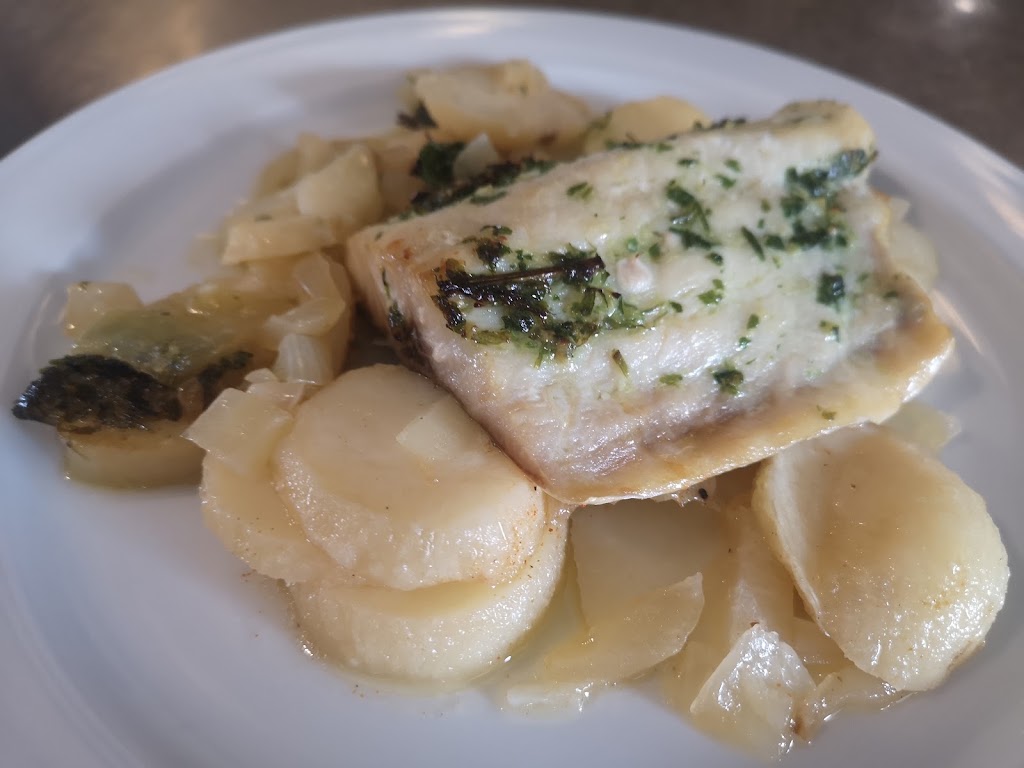Bar Zentral — Comida y bebida