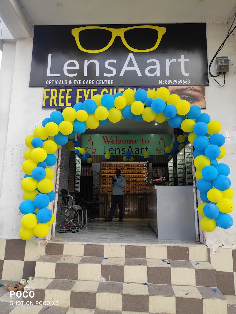 Lensaart Opticals Eye Care Centre