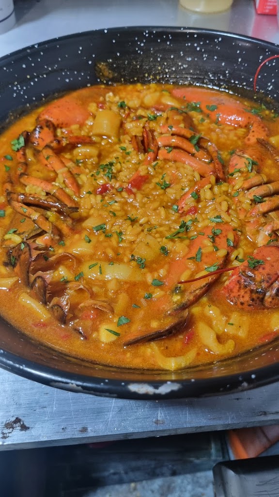 Bar restaurante Toma'te Dos — Comida y bebida