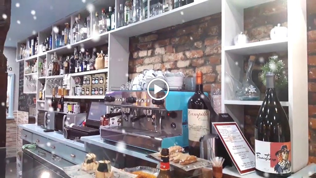 La Vineria — Ambiente