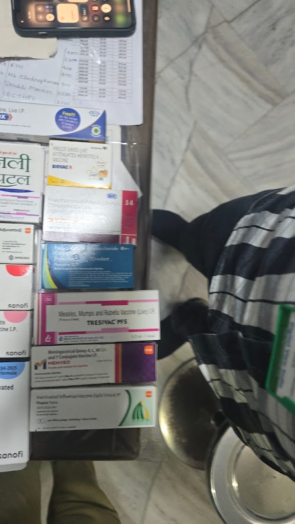 Vijayanjali Hospital -Child Specialist/Tikakaran in Varanasi/Gynaecologist/ Mother & Child Care Doctor/Best Pediatrician