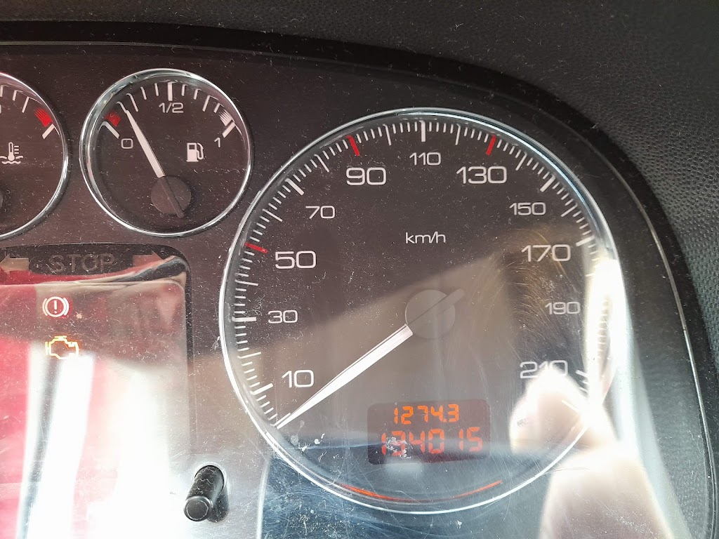 CHAPA Y PINTURA LUYCAR SL