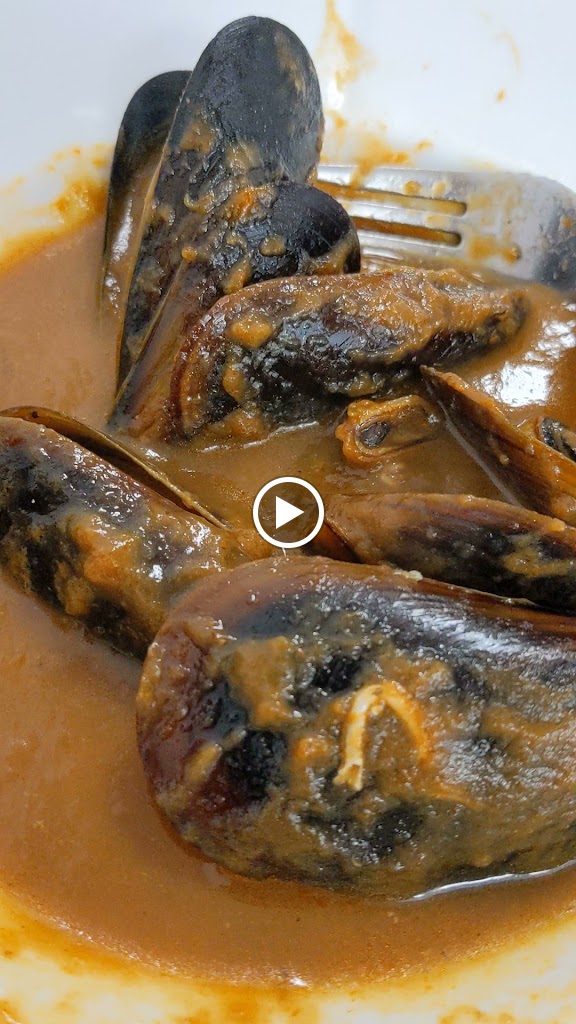 Bar Restaurant El Vilar — Videos