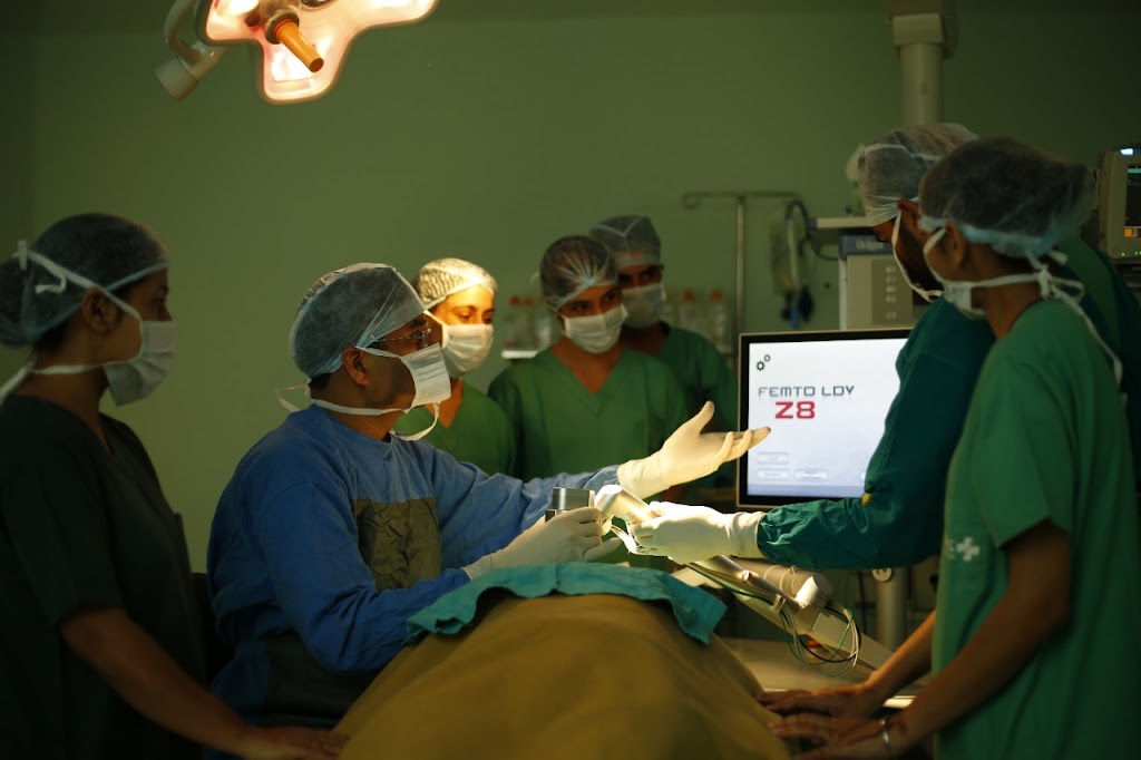 Eye Department Max Hospital Bathinda Best Eye Specialist Dr Kashish Gupta