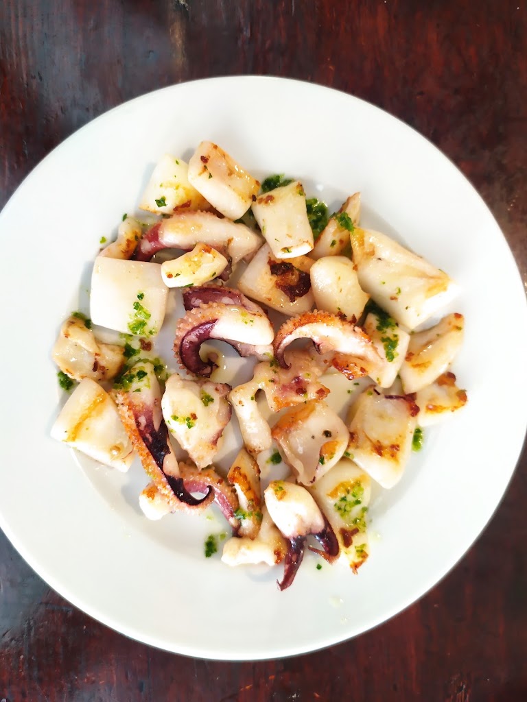 Bar Sunny's — Comida y bebida
