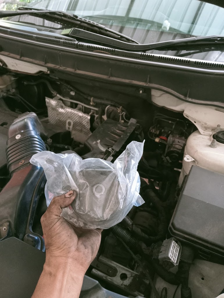 BENGKEL MOBIL KUNJUNGAN MAKASSAR(car service makassar)