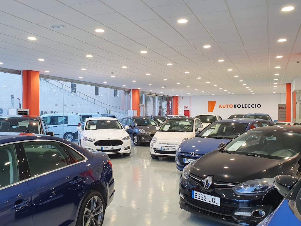 Autokoleccio Vilafranca — Interior