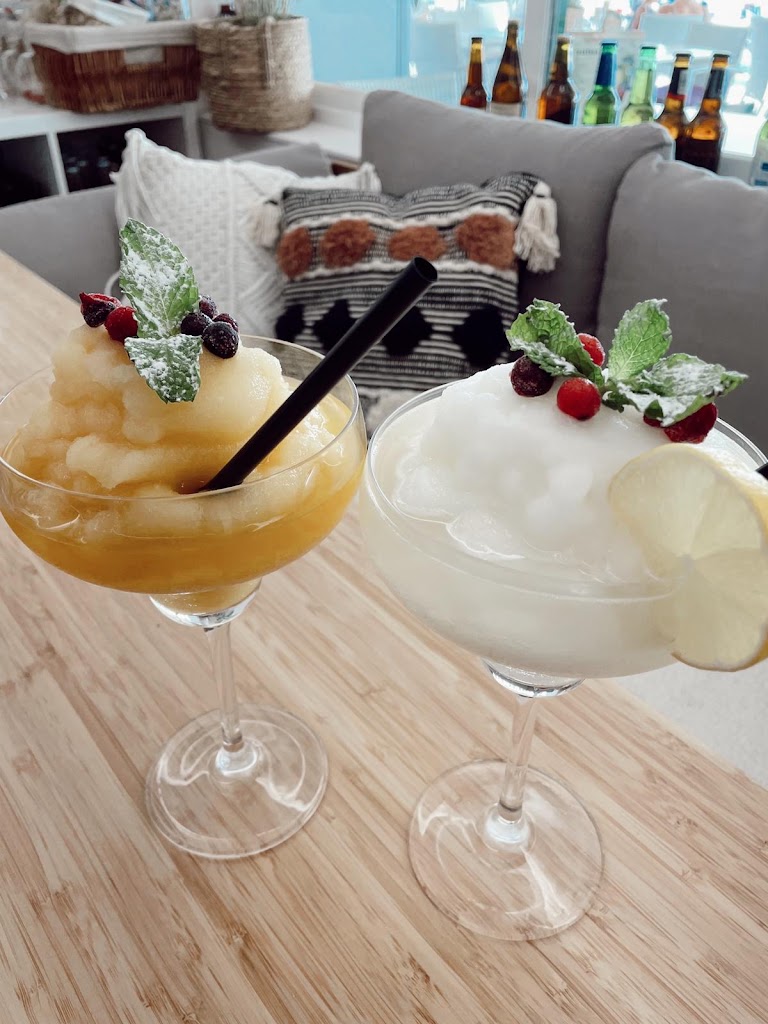 Restaurante Marina Dennehy's — Comida y bebida