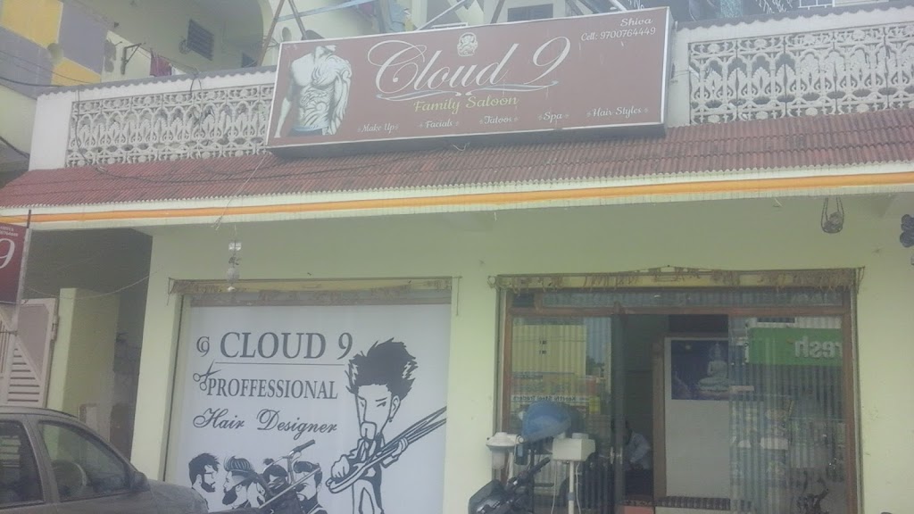Cloud 9 Family Saloon