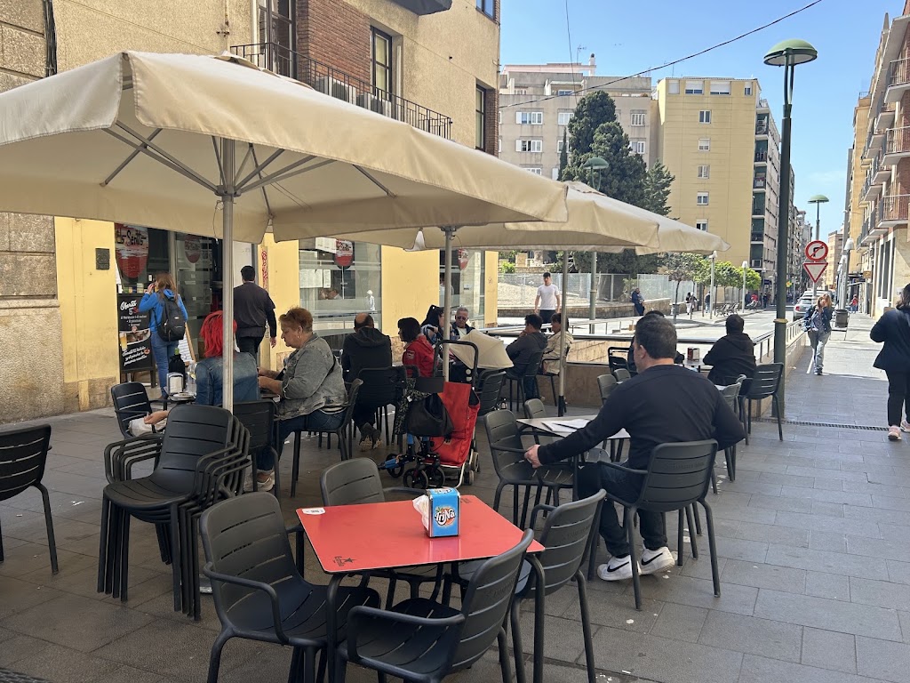 Els 5 Sentits Restaurant — Ambiente