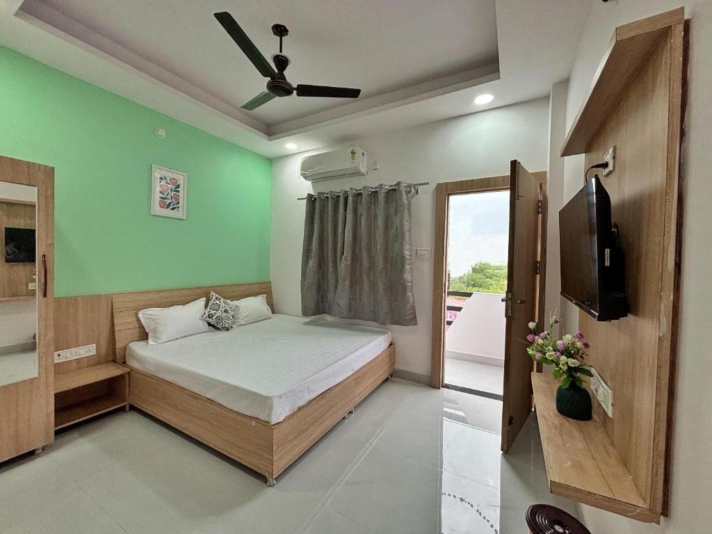 Hotel Nandish