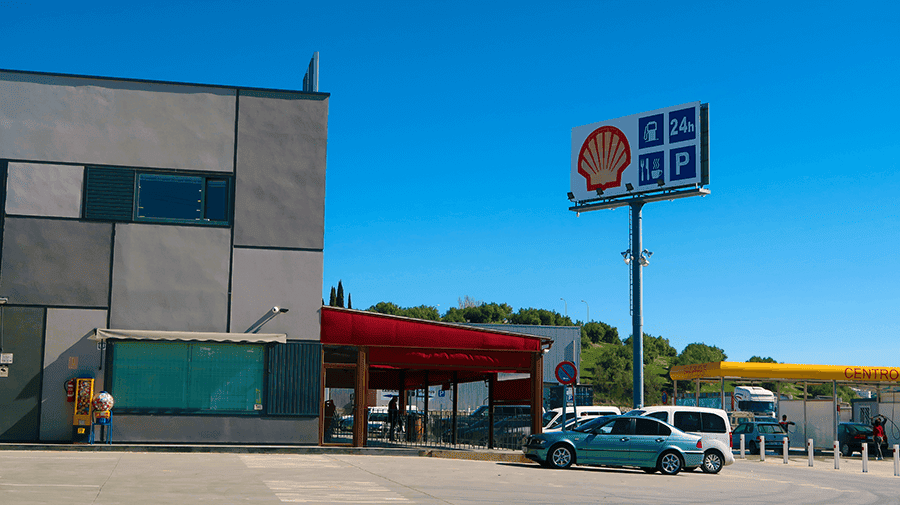 Estacion de Servicio Shell Puerta De Alcala — Exterior