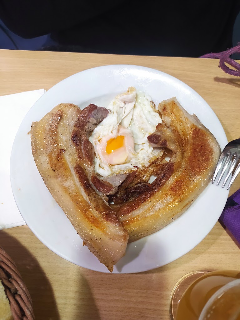 Bar Minguet — Comida y bebida
